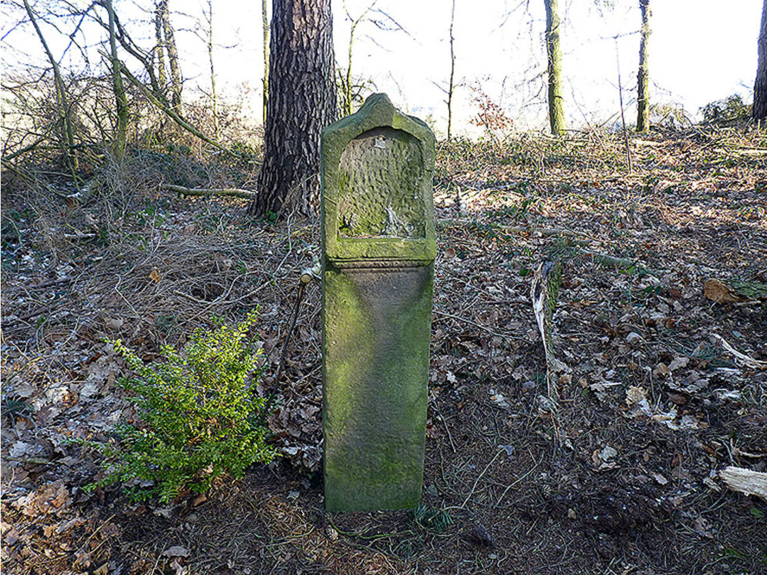 6. Fußfall nach der Verwüstung (Foto: Karl-Franz Thiede)